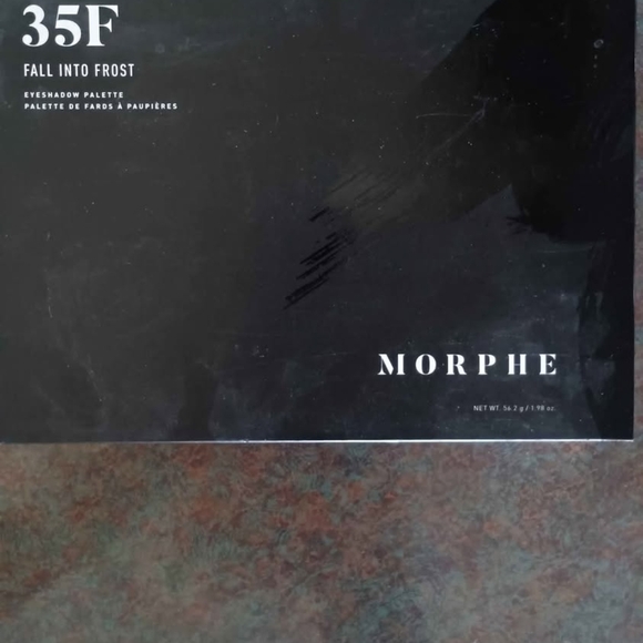 Morphe Eyeshadow Palette - Rich Browns and Tans - Picture 2 of 2